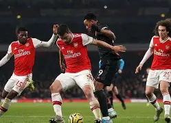 曼联英超战胜埃弗顿霍伊伦推射命中(曼联vs埃弗顿比赛集锦)